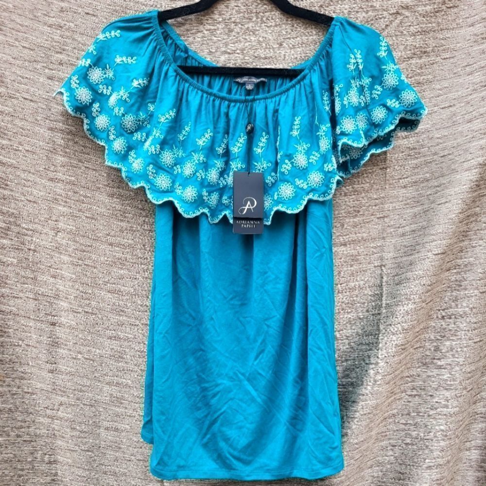 Adrianna Papell teal top with white embroidery small